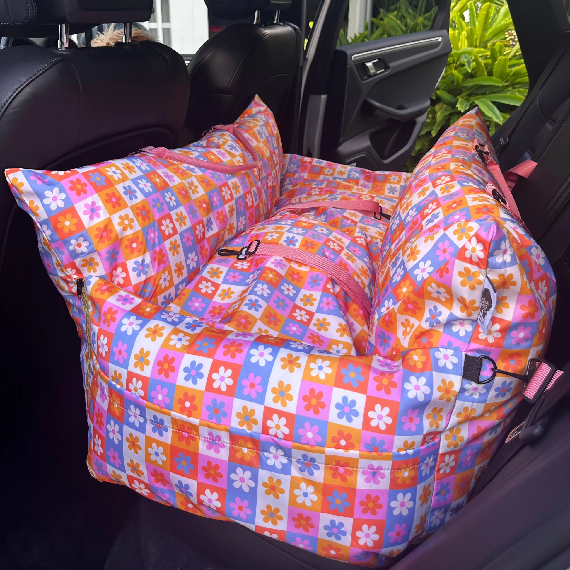 Deluxe Travel Car Bed: Daisies for Days