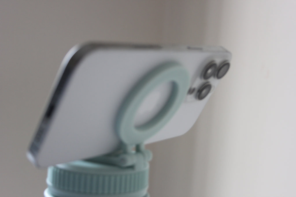 NEW! Chuggle + Magnetic Phone Holder 32oz