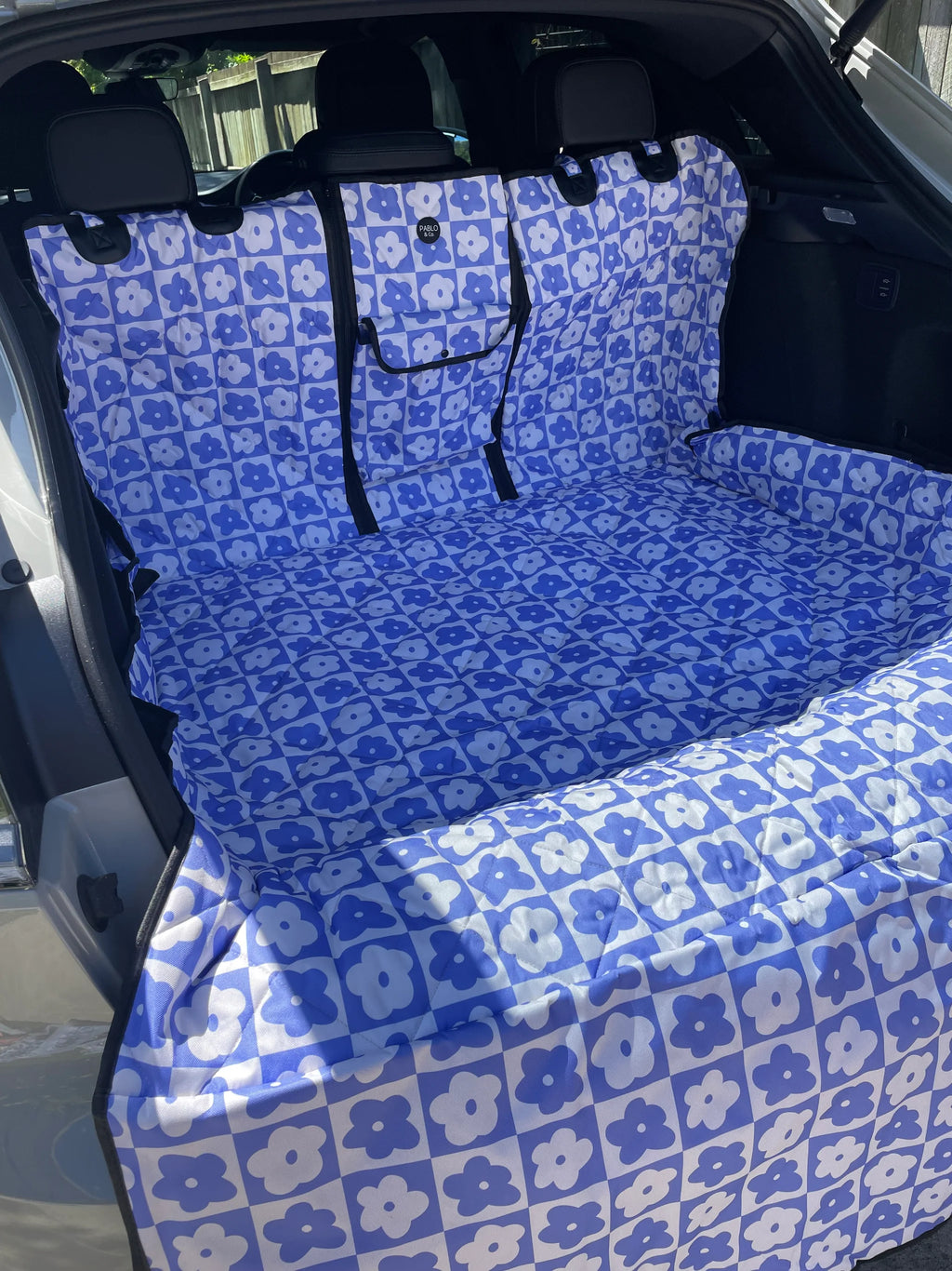 Blue Checkered Daisies: Deluxe Car Boot Cover