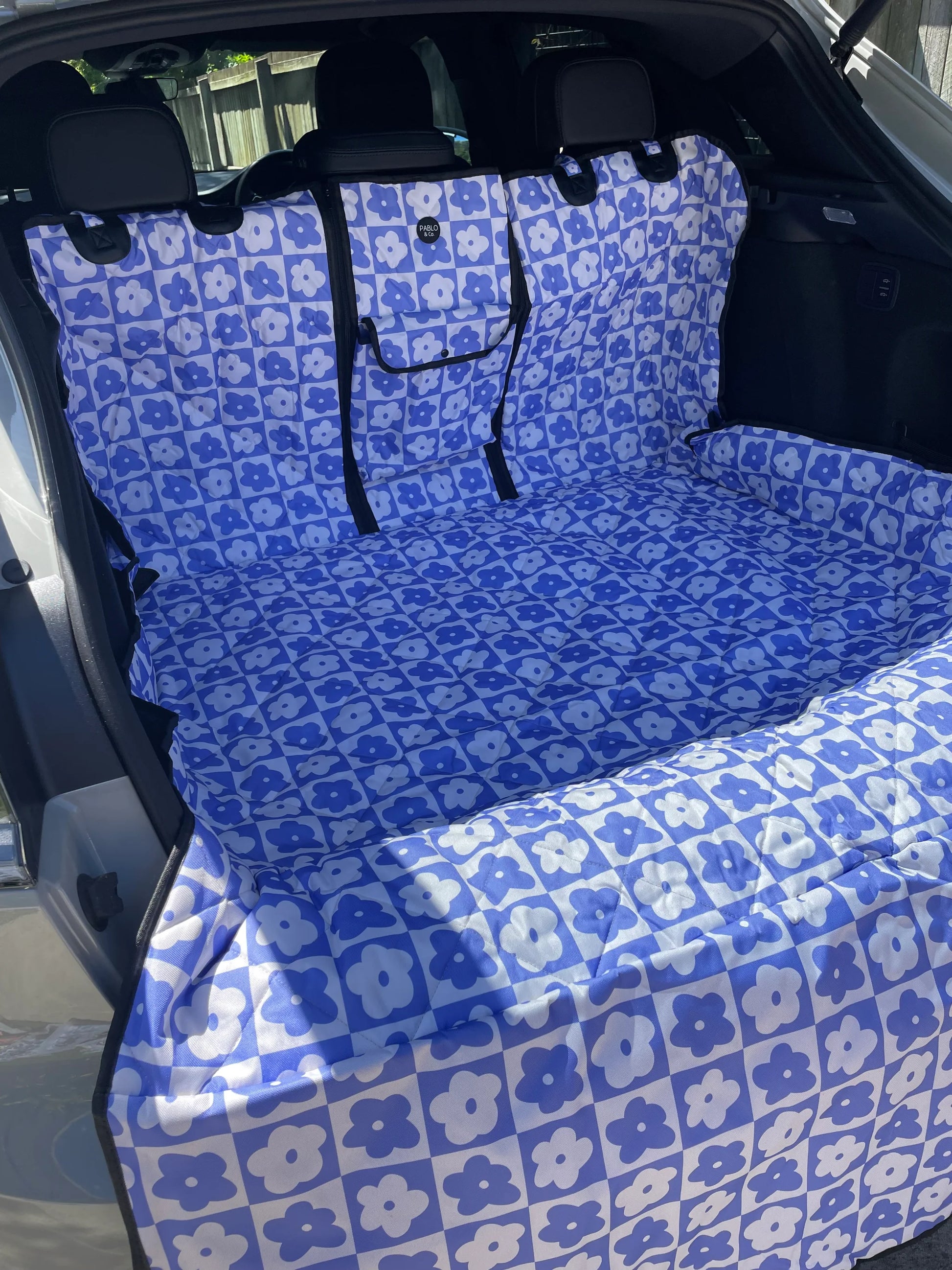 Blue Checkered Daisies: Deluxe Car Boot Cover